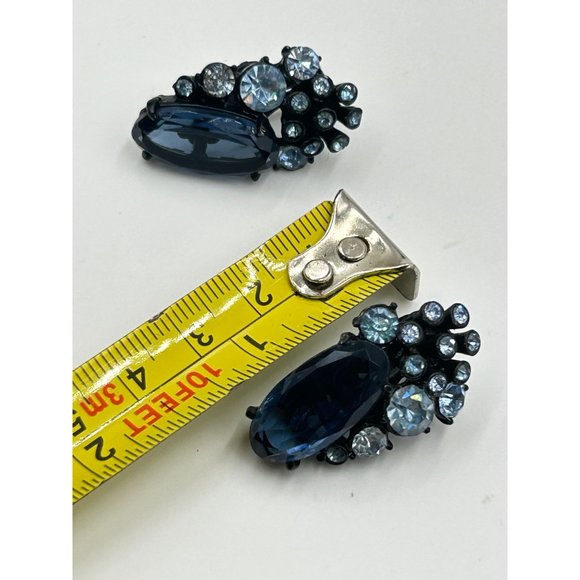Signed WEISS Clip On Earrings Japanned Black & Blue Glass Stone Designer Jewelry - Picture 8 of 8
